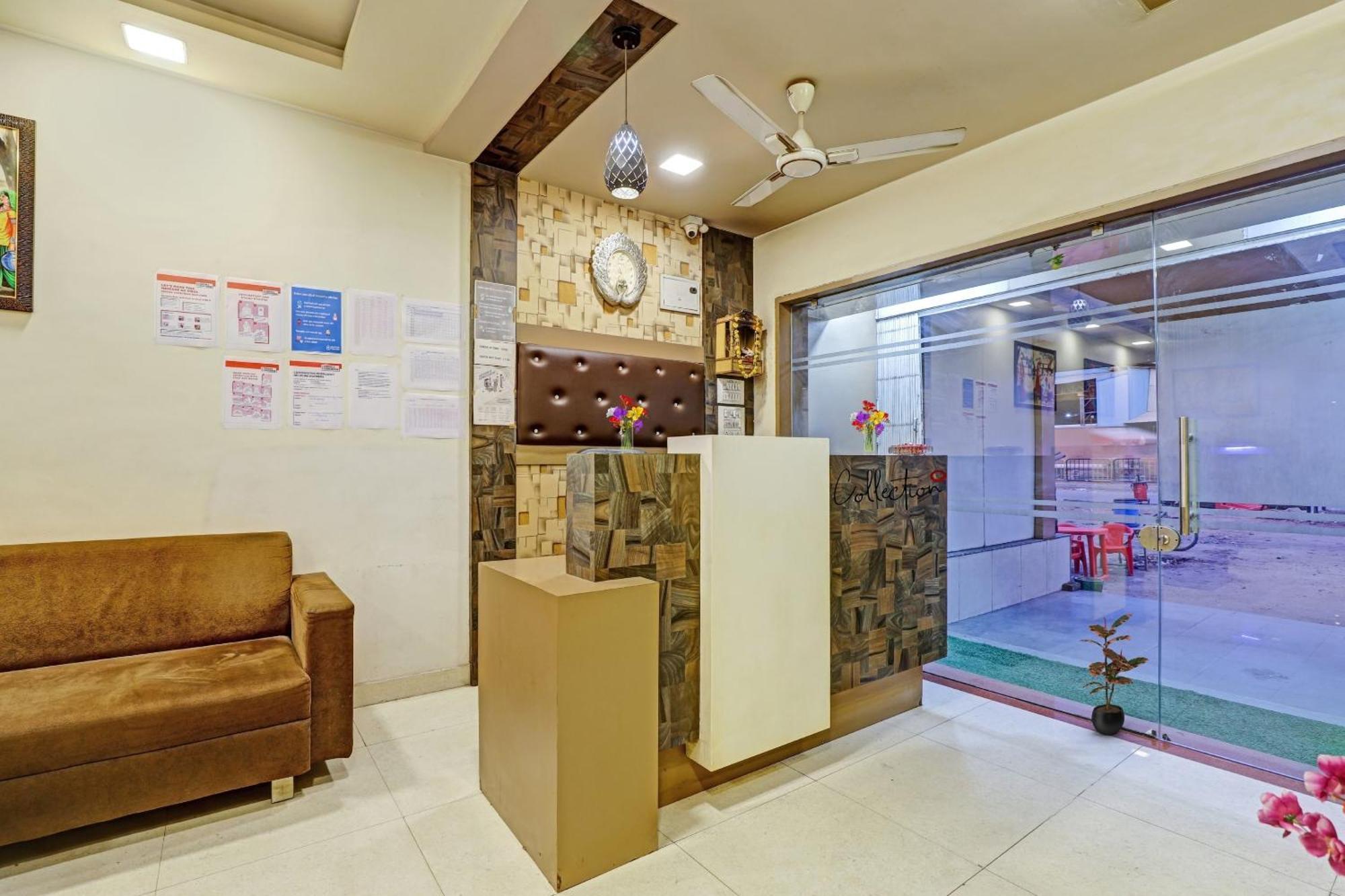 Hotel O Royal Ahmedabad Luaran gambar
